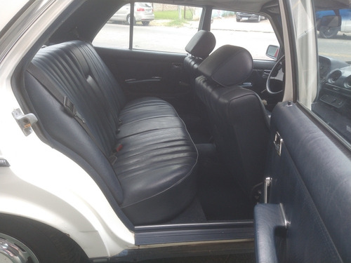 Mercedes-benz 230 1983 2.3 E