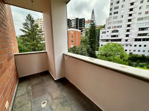 Apartamento En Arriendo En El Poblado. Cod A775951