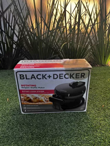 Waflera BLACK+DECKER WMD200B giratoria doble Negro