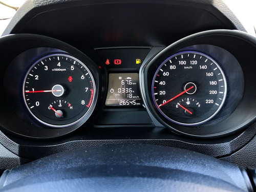 Imagem 12 de 15 de Hyundai Hb20s C.plus/c.style1.0 Flex 12v Mec. 4p 2019/2019