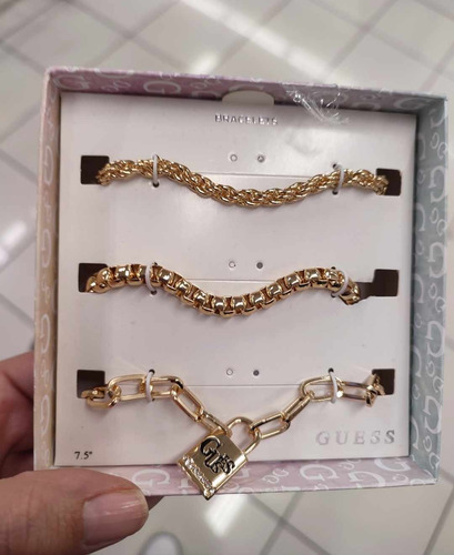 Juego De 3 Pulseras Guess, Originales, Doradas, Regalo Mama
