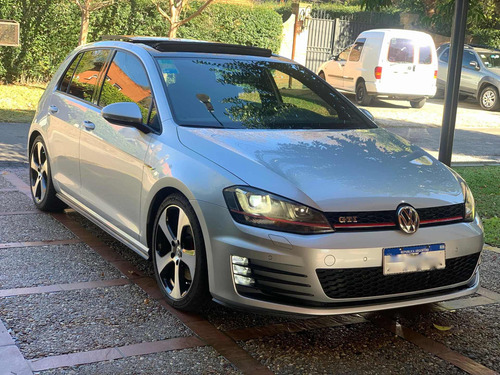 Volkswagen Golf 2016 2.0 Gti Tsi App Connect