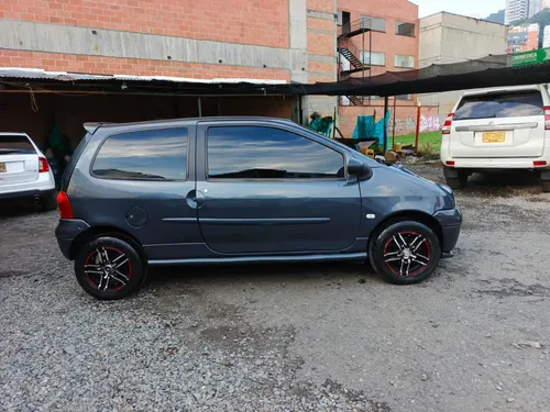 Renault Twingo 1.2 ACCESS FULL EQUIPO CAR PLAY LUCES LED HERMOSO
