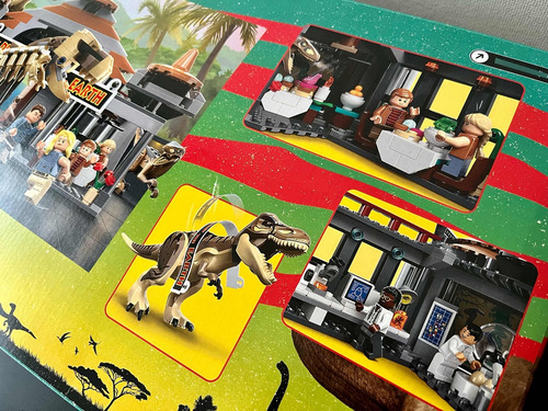 Lego Centro De Visitantes: T. Rex Y Ataque Del Raptor 76961