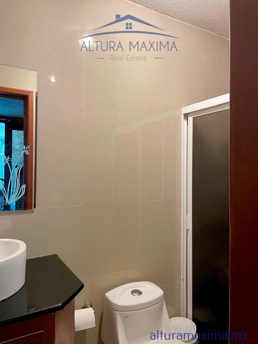 Casa En Venta En Arcos De Guadalupe Zapopan
