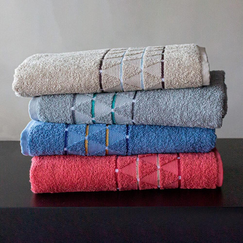 Toalla de baño y cara Atrium Beige de 4 piezas para camisas