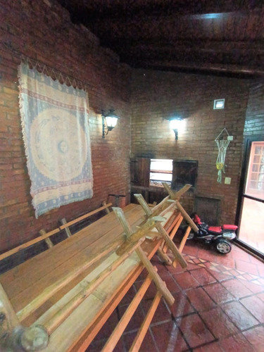 Excelente Chalet 4 Ambs Con Patio, Quincho, Gge