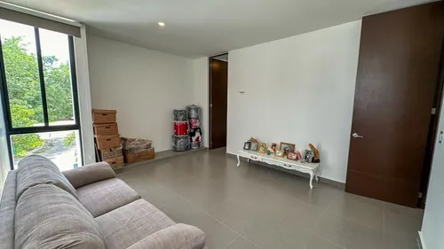 Casaden Venta En San Jose Tulipanes, Cholul