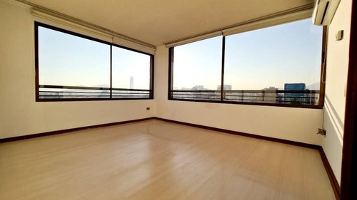 Imagen 12 de 19 de Departamento En Venta De 4 Dormitorios En Las Condes