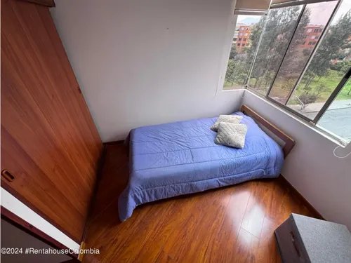 Apartamento En Modelia Occidental Rah Co: 25-143
