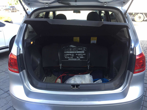 Volkswagen Suran 1.6 Comfortline 101cv 11a 2011