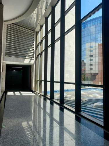 Oficina Av. Valle Norte 961, Ciudad Empresarial, Huechuraba