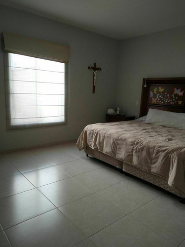 Casa En Venta En La Cañada Juriquilla De Una Planta