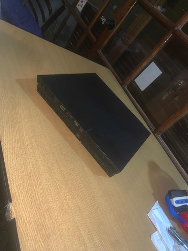 Imagen 3 de 10 de Play Station 4, 500gb, 2 Joystick + Fifa 21 + 10 Juegos