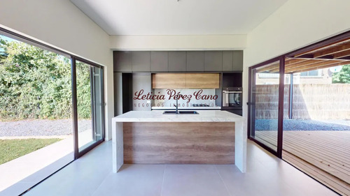 Venta Casa 3 Dormitorios En El Golf, Punta Del Este
