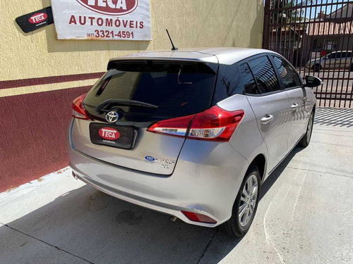 Imagem 4 de 10 de Toyota Yaris Ha Pls15cnt