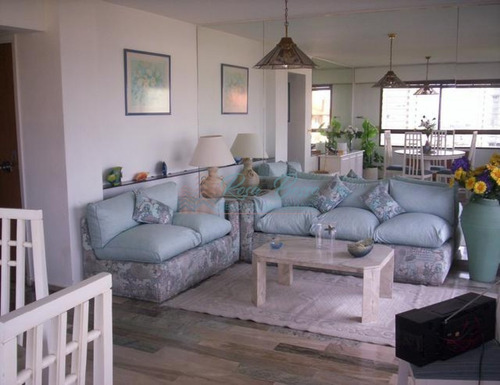 Apartamento En Brava, 3 Dormitorios *- Ref: 1938