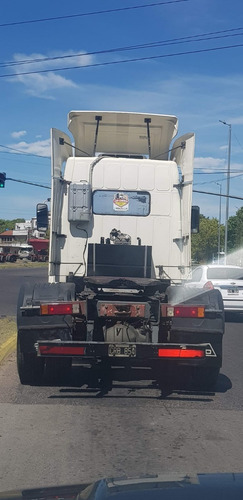 Imagen 4 de 4 de Volvo Ln 10 320 Año 99 Tractor