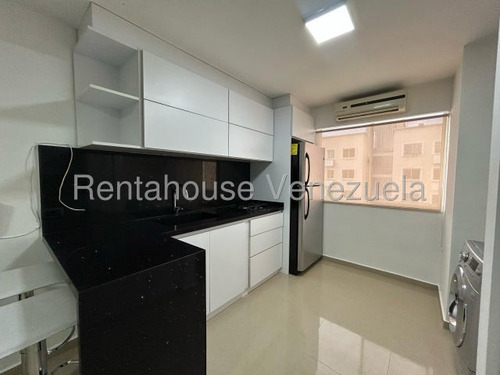 Norgelin Diaz Alquila Apartamento En El Este De Barquisimeto Con Planta Eléctrica Y Piscina Cod.25-17501