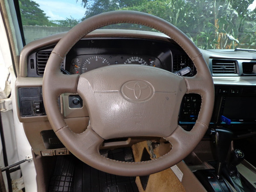 Imagen 12 de 18 de Toyota Burbuja Vx 2007 4.5l V6 4x4 Automático