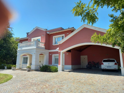 Casa Buenos Aires Golf . Sector G . Interno Golf