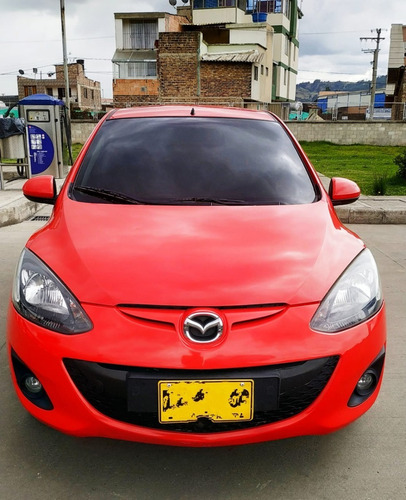 Mazda 2 Sedan