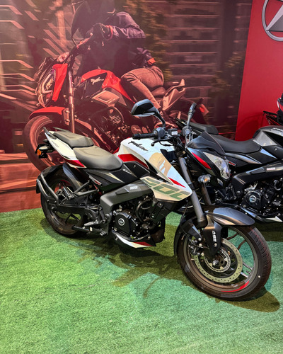 Pulsar Ns200 2025 Nuevas!!