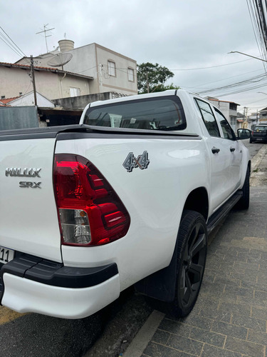 Toyota Hilux 2.8 Std Power Pack Cab. Dupla 4x4 Tdi 4p 177 hp