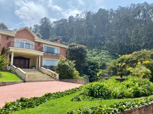 Casa En Arriendo/venta En Usaquén. Cod V12049