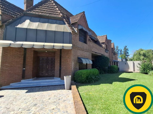 Casa En Venta Apto Credito - Bella Vista - 6 Dormitorios