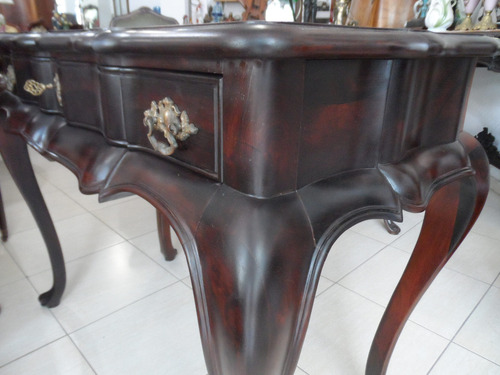 Aparador - Console Antigo Em Jacarandá Maciço. (Usado)