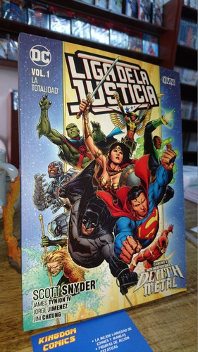 Liga De La Justicia: Sin Justicia + La Totalidad. Ovni Press