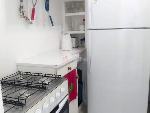 Imagen 16 de 18 de Apartamento En Venta En Peninsula - Punta Del Este - Piso Alto!