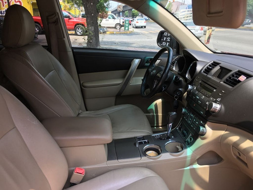Imagen 3 de 10 de Toyota Highlander 2010