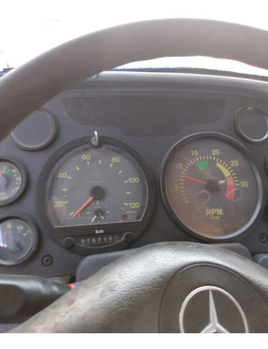 Mercedes Benz 1620