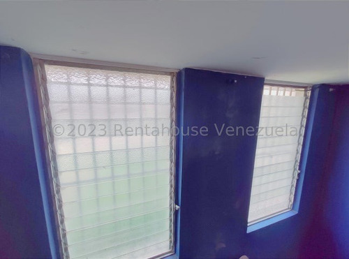 Imagen 10 de 30 de $/$/$/$ Acogedora Casa En Cabudare ++urb. El Trigal ++ Ampliada ++ A Una Cuadra Cc Trigalpa++ Seniat **0412+.056.+03.+76 ** L.t ** /co/-di/-go/ 23-24476