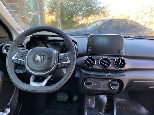 Imagen 10 de 13 de Fiat Cronos Precision At6 1.8 2022 Okm