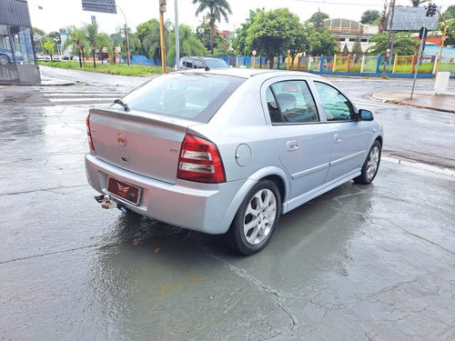 Chevrolet Astra Astra 2.0 MPFI ADVANTAGE 8V FLEX 4P MANUAL