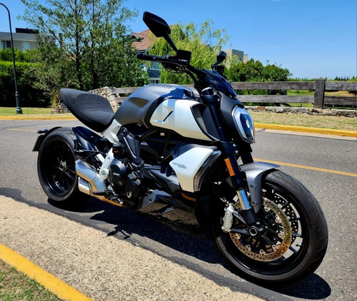 Imagen 6 de 16 de Ducati Diavel 1260