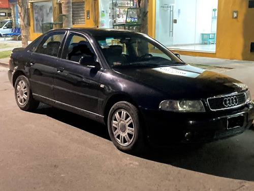 Audi A4 1.8 At