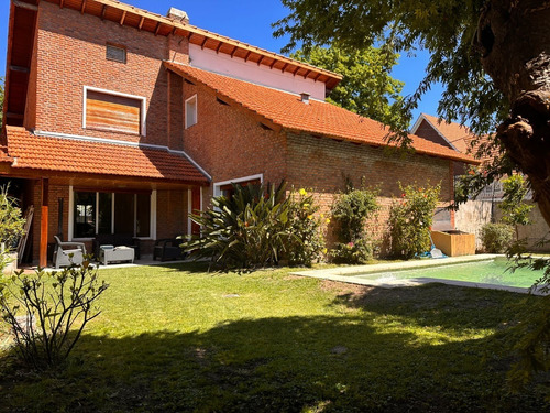 Casa En Alquiler Anual Barrio Las Carreras San Isidro 