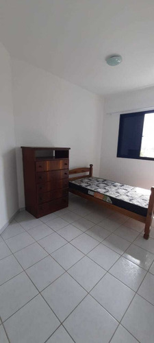 Imagem 12 de 14 de Apartamento 2 Dormitórios- Frente Mar- Entrada 90 Mil- Amj40