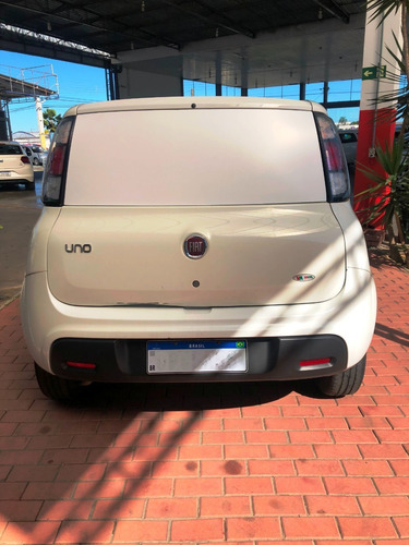 Imagem 4 de 7 de Fiat Uno Furgão