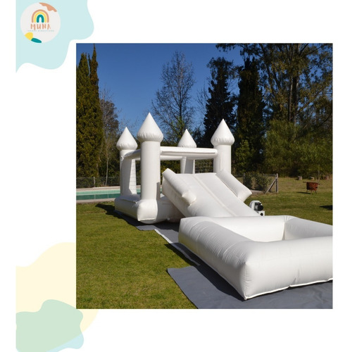 Imagen 3 de 5 de Alquiler Castillo Inflable Blanco Con Tobogan Y Pelotero