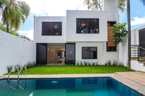 Casa En Privada Con Seguridad En Cuernavaca
