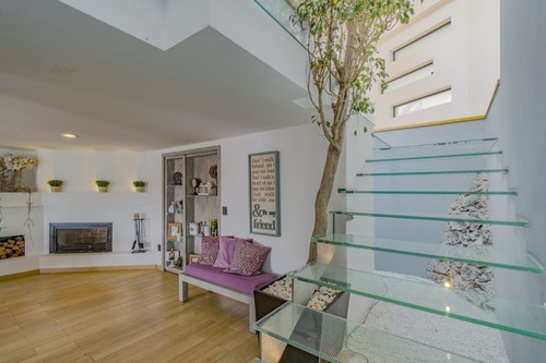 Casa En Privada En Tecamachalco Con Mucha Iluminación