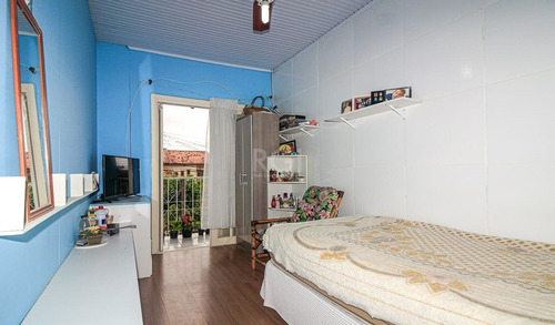 Casa Em Hípica Com 3 Dormitórios - Ot6251