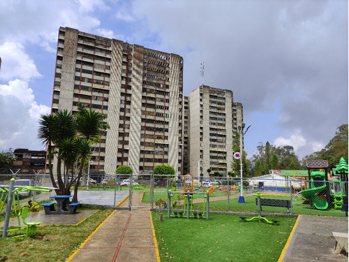 Venta De Apartamento En San Antonio De Los Altos Urb. La Rosaleda Rzx