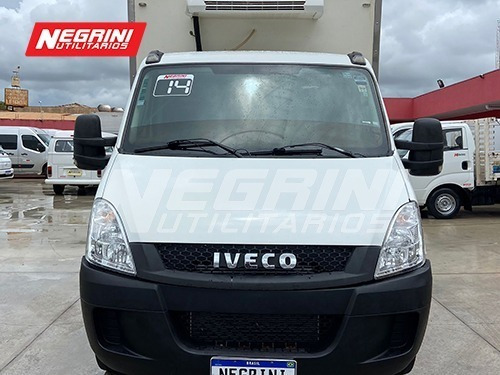 Imagem 2 de 15 de Iveco Daily 35s14 Baú Refrigerado