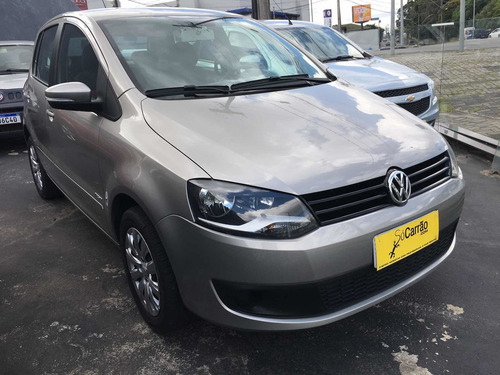 Imagem 2 de 4 de Volkswagen Fox 2014 1.0 Trend Tec Total Flex 5p